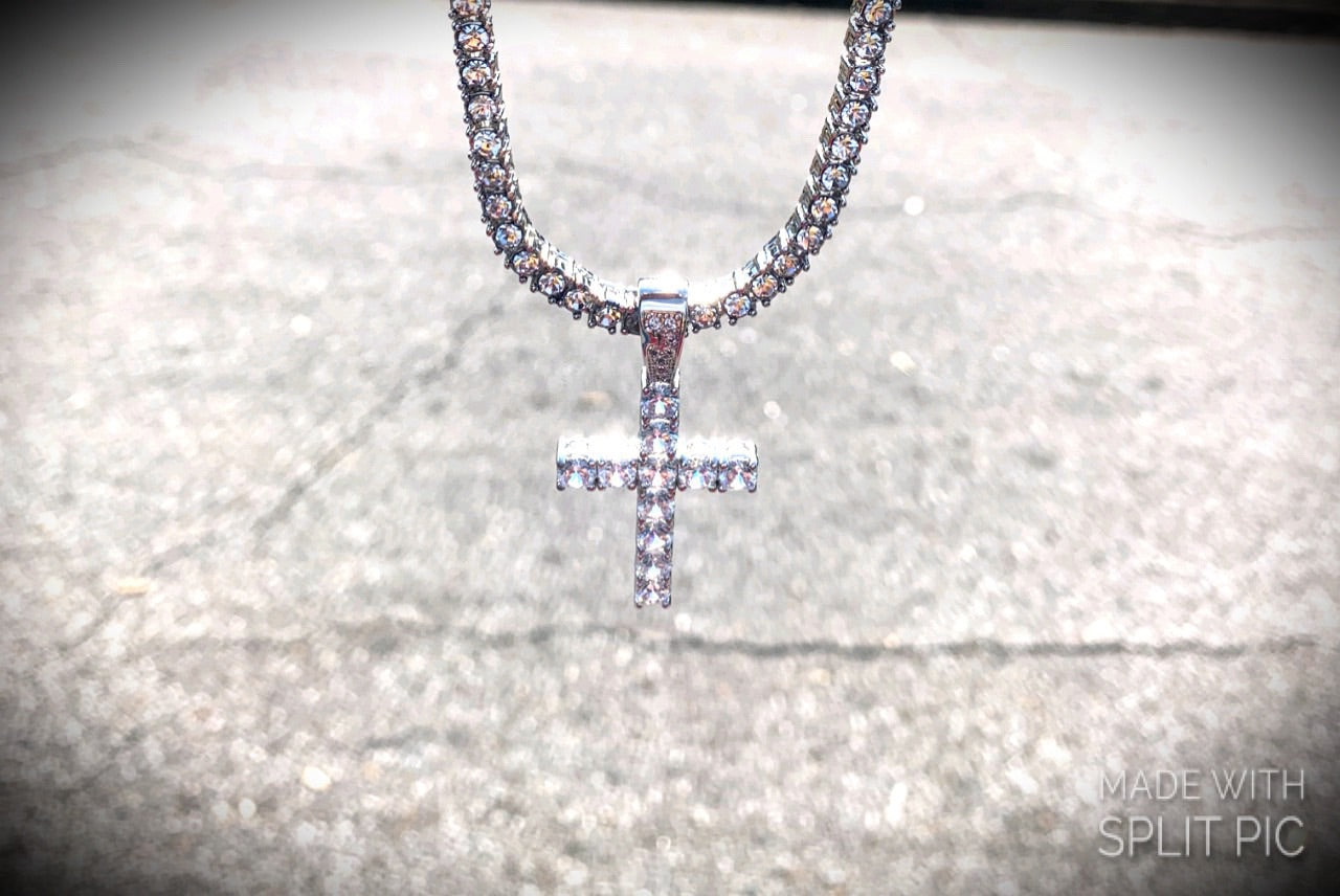 Tennis Chain w/ Diamond Cross